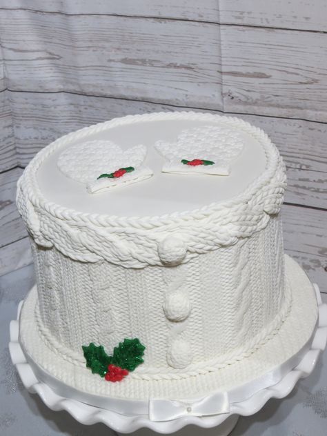 Sweater Weather - cake by Nancy T W. Sweater Cake Ideas, Knitted Cakes, Winter Themed Cake, Christmas Dessert Decorations, Sweater Cake, Sewing Cake, Nancy Travis, Xmas Cakes, Toffee Cake