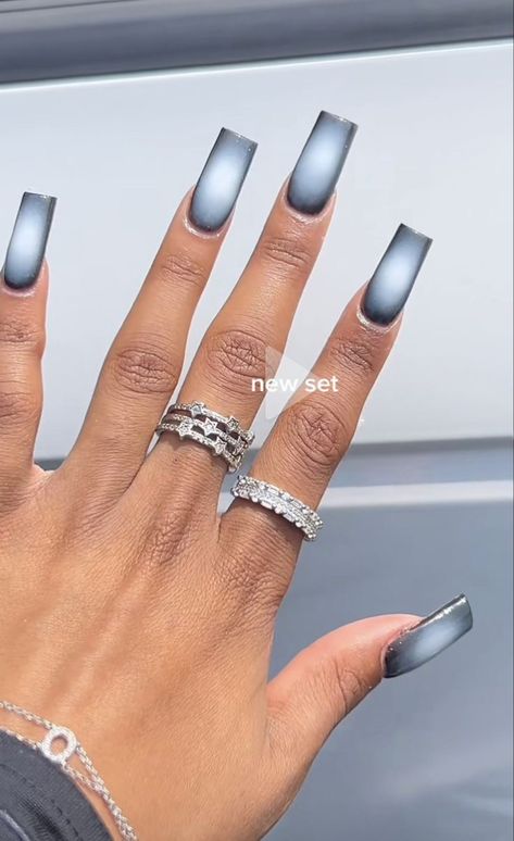 Simple Nail Designs Tapered Square, Silver Crome Nails Design Square, Chrome Squiggle Nails, Short Aura Nails Square, Airbrush Nails Blue, Blue Chrome Tips, Blue Nails Black Women, Blue Glass Nails, Green Airbrush Nails