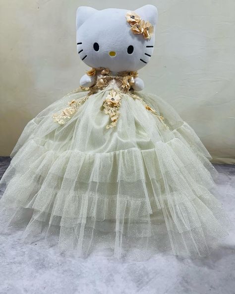 Last custom hello kitty’s doll Quince Outfit, Custom Hello Kitty, Quince Themes, White Mexican, Puffy Dresses, Quince, Quinceanera, Hello Kitty, Kitty