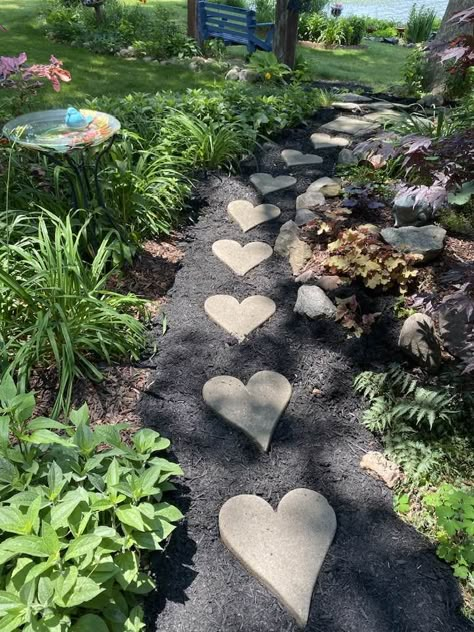 Heart Stones, Fairytale House, Diy Backyard Landscaping, Garden Yard Ideas, Mosaic Garden, Garden Pathway, Outdoor Backyard, Yard Work, Green Landscape