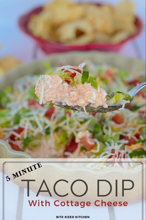 5 minutes HEALTHY taco dip with cottage cheese! Serve cold! Salsa And Cottage Cheese, Cottage Cheese Taco Sauce, Mexican Cottage Cheese Dip, Different Ways To Eat Cottage Cheese, Cottage Cheese Bean Dip, Cottage Cheese And Rotel Dip, Cottage Cheese Recipes Weight Watchers, Preparing Vegetables, Cottage Cheese Taco Dip Recipes