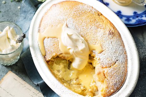 Adding apple to this simple sponge makes it the best dessert, snack or baked treat ever. Apple Sponge Pudding, Lemon Delicious, Sponge Pudding, Warm Desserts, Cakes Slices, Lemon Dessert, Lemon Dessert Recipes, Banoffee Pie, Sugar Recipes