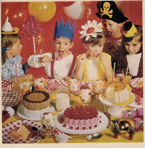 Cake Photoshoot, Vintage Birthday Parties, Nostalgia Aesthetic, Party Photoshoot, Nostalgic Images, Art Folder, Ap Art, Vintage Birthday, Birthday Cake Kids