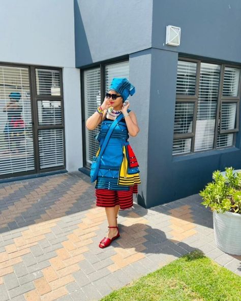 Xhosa Traditional Attire Women, Umbhaco Xhosa Designs, Xhosa Traditional Wedding, Traditional Shweshwe Dresses, Modern Xhosa Attire, Xhosa Dresses, Xhosa Traditional Dresses, Xhosa Culture, Tartan Rug