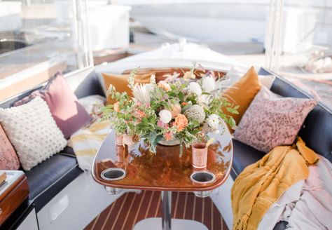 Duffy Boat, Longest Day Of The Year, The Longest Day, Birthday Aesthetic, Boat Decor, Boat Ideas, Sunset Light, Drinking Buddies, Pretty Pillow