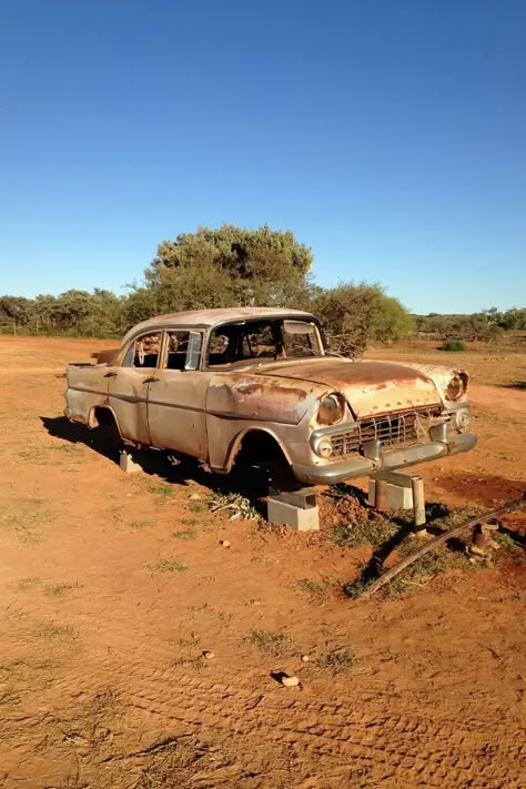 Abandoned Cars & Trucks - The Unusual Beauty of Decay Check more at https://sharethelinks.com/abandoned-cars-trucks-the-unusual-beauty-of-decay/ Barn Finds Classic Cars, Futuristic Cars Concept, Decay Art, Unusual Beauty, Car Barn, Beautiful Ruins, Rust In Peace, Damaged Cars, Car Amp