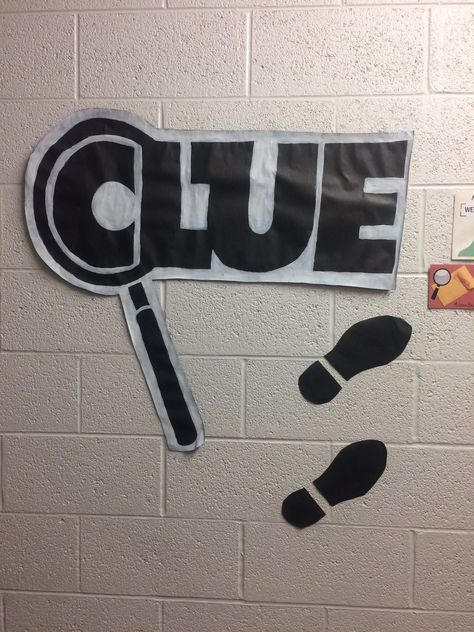 Clue Wall Dec for college hallway decorations. Went well with my "board game" theme! RA Res Life Clue Board Game Homecoming Float, Trouble Game Decorations, Clue Board Game Party Decorations, Clue Game Homecoming Float, Clue Hoco Theme, Clue Themed Decorations, Clue Themed School Hallway, Clue Game Bulletin Board, Board Game Themed Crafts