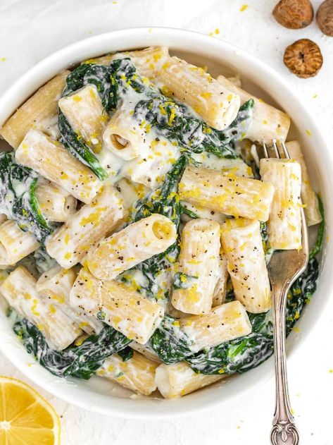 Creamy Lemon Ricotta Pasta - The Plant Based School Ricotta Spinach Pasta, Green Pasta Sauce, Lemon Ricotta Pasta, Creamy Kale, Fennel And Orange Salad, Ricotta Spinach, Plant Based School, Pasta With Peas, Easy Pasta Sauce