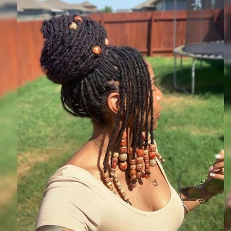 LocNationThe Movement on Instagram: “Any of you guys ever put beads on Locs??? @rebekahelaine ... #blackgirls #divine #king #queen #natural #naturalhair #allnatural #melanin…” Locs Hairstyles With Beads, Military Bun, Locs With Beads, Celebrities Tattoos, Loc Inspiration, Afro Natural, Loc Hairstyles, Beautiful Dreadlocks, Short Locs Hairstyles