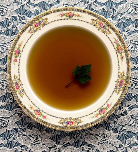 Classic French Consommé Consume Soup Recipe, Consomme Recipe, French Cuisine Recipes, Clear Soup, Keto Soup, Duck Recipes, Soup Dinner, Chef Recipes, Seasoning Recipes