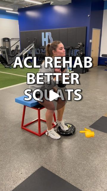 Dr. Wesley Wang, PT, DPT on Instagram: "💥𝐀𝐂𝐋 𝐑𝐞𝐡𝐚𝐛 - 𝐁𝐞𝐭𝐭𝐞𝐫 𝐒𝐪𝐮𝐚𝐭𝐬💥  👉 𝐅𝐑𝐄𝐄 𝐀𝐂𝐋 𝐑𝐞𝐭𝐮𝐫𝐧 𝐓𝐨 𝐒𝐩𝐨𝐫𝐭 𝐆𝐮𝐢𝐝𝐞 - 𝟖 𝐂𝐫𝐢𝐭𝐢𝐜𝐚𝐥 𝐊𝐞𝐲𝐬 𝐓𝐨 𝐒𝐀𝐅𝐄𝐋𝐘 𝐑𝐞𝐭𝐮𝐫𝐧 𝐓𝐨 𝐒𝐩𝐨𝐫𝐭𝐬 𝐀𝐟𝐭𝐞𝐫 𝐀𝐂𝐋 𝐒𝐮𝐫𝐠𝐞𝐫𝐲 𝐋𝐢𝐧𝐤 𝐢𝐧 𝐛𝐢𝐨!  🏋️Squatting after ACL surgery is a commonly prescribed exercise.  🤔However, we know ACL patients will figure out ways to offload the ACL side.  🙋‍♂️Here is a squat variation I like to use the early phases of ACL rehab. The disc serves as an external cue for the non ACL side.  🤷🏼‍♂️I cued her to push a little as she can into the disc which will inherently increase the demand on the ACL limb.  🧐Our job is to make patients load their quads and knees to help gradually build strength.  🧠𝐋𝐨𝐨𝐤𝐢𝐧𝐠 𝐭𝐨 Acl Strengthening Exercise, Acl Recovery Exercises Workouts, Acl Recovery Exercises, Acl Prevention Exercise, Acl Recovery Aesthetic, Post Acl Surgery Workout, Acl Knee, Acl Rehab, Acl Recovery