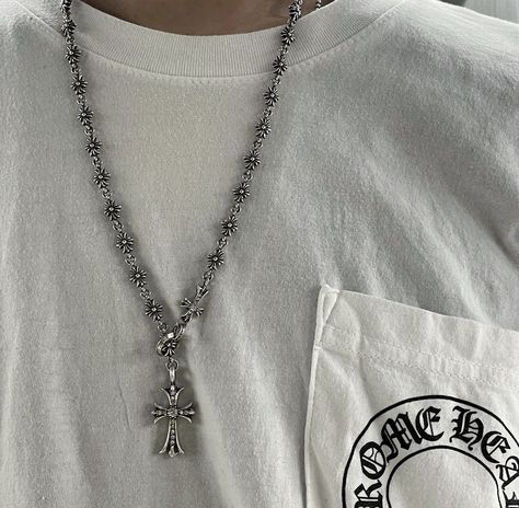 chrome hearts. Chrome Hearts Jewelry, Hearts Jewelry, Heart Nail Designs, Heart Accessories, Dope Jewelry, Funky Jewelry, Jewelry Lookbook, Heart Nails, Chrome Nails