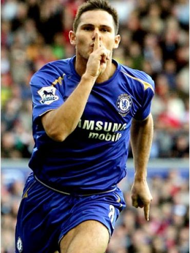 Frank Lampard - Shut up Chelsea Blue, Chelsea Wallpapers, Alan Shearer, Fantasy Basketball, Fc Chelsea, Steven Gerrard, Chelsea Football Club, Chelsea Football, Swansea