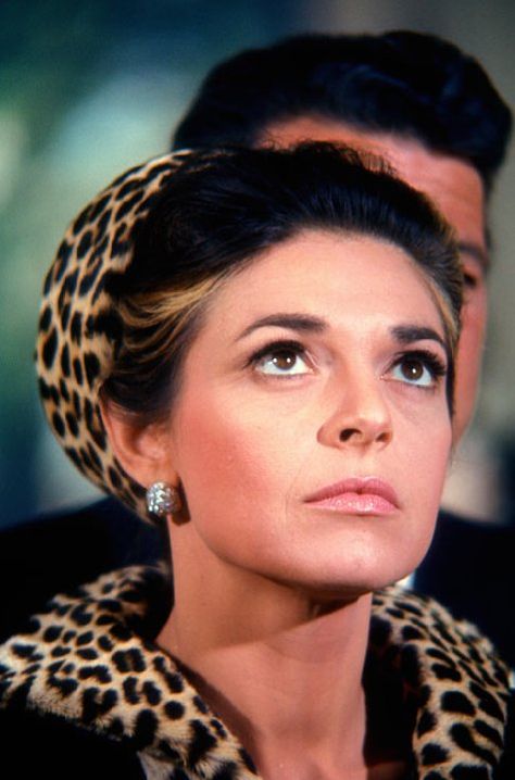 Movie Favorites Not in the Top 250 - "Graduate, The" Anne Bancroft, Murray Hamilton 1967 UA/Embassy © 1978 Bob Willoughby The Graduate 1967, Jacqueline De Ribes, Classic Style Icons, Mrs Robinson, Katharine Ross, Diahann Carroll, Dorothy Dandridge, Anne Bancroft, Deborah Kerr