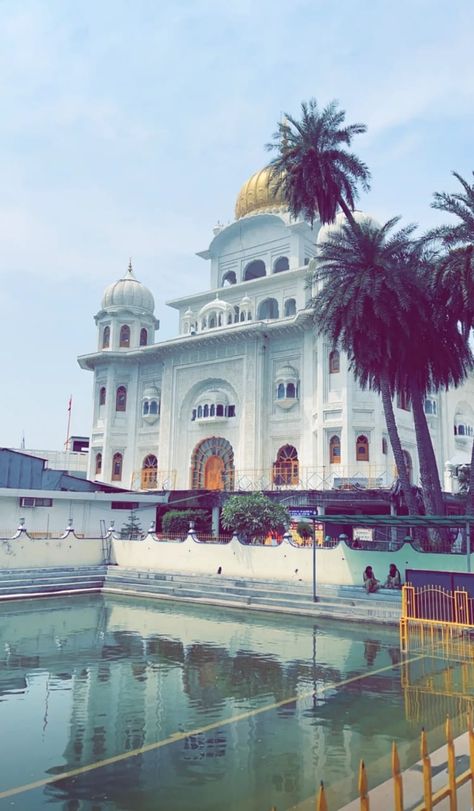 Gurdwara Singh Shaheedan Sohana ~JBHS~ Gurdwara Snap, Traveling Videos, Jatt Life Logo, Gurdwara Sahib, Punjab Culture, Snap Stories, Indian Travel, Friend Songs, Camera Tattoo