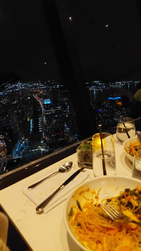 Cn Tower Aesthetic, Cn Tower Restaurant, Aesthetic Cityscape, Student Exchange, Dinner Aesthetic, Big Move, Snapchat Picture, Birthday Photography, Fancy Dinner