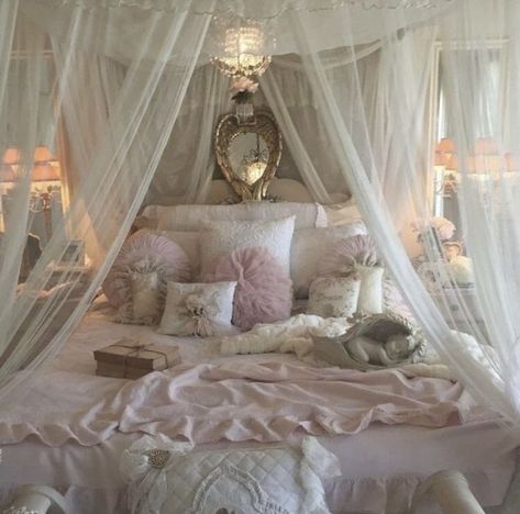 Vintage Coquette, Pastel Room, Aesthetic Pastel, Makeover Ideas, Pastel Aesthetic, New Room, Bedroom Makeover, Future House, Bedroom Ideas