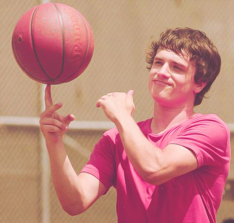 Hunger Games Josh Hutcherson, Celebrity Game, Sean Anderson, Mike Schmidt, Hunger Games Fandom, Shia Labeouf, Peeta Mellark, Logan Lerman, Josh Hutcherson