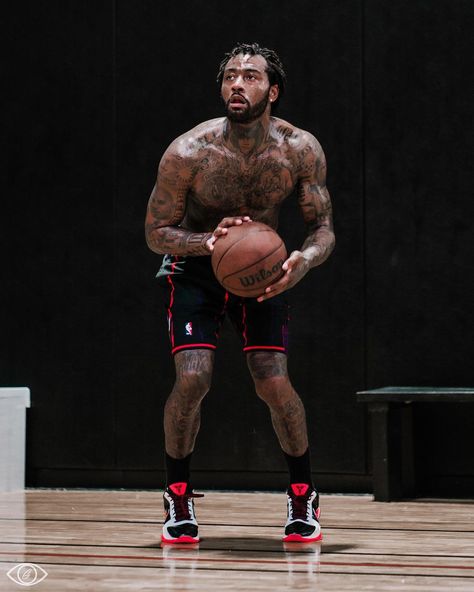 John Wall Tattoos, Black Basketball Players, Reels Wallpaper, Basketball Reference, Athlete Physique, John Wall, Basketball Photos, Nba Art, Basketball Clothes