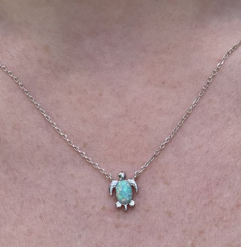 %% Surf Jewelry, Beachy Jewelry, Pretty Jewelry Necklaces, Magical Jewelry, Turtle Necklace, Jewelry Accessories Ideas, Mermaid Necklace, Classy Jewelry, Jewelry Lookbook