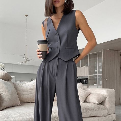 Search: 70 results found for "vest" – Page 2 – TGC FASHION Elegant Office Outfit, Gray Vest, Outfit Korean Style, Gossip Girl Outfits, Work Pants Women, Office Suit, Plaid Vest, Office Chic, Vest Blazer