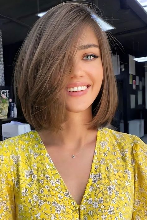 Elevate your look with neck length hairstyles that ooze sophistication. Dive into a world of cuts that promise style and simplicity. Ready to redefine your hair game? Tap the link for more style tips! Source: @the_bob_haircut | Instagram Carre Haircut, Neck Length Hair Cuts, Neck Length Hair, Lob Haircuts, Bob Haircut Ideas, Long Bob Haircuts, Long Hair Color, Lob Haircut, Trendy Hairstyle