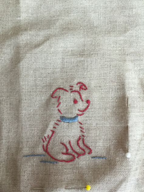 Cute Dog Embroidery, Puppy Embroidery Designs, Small Animal Embroidery, Simple Dog Embroidery, Embroidery Dog, Dog Embroidery Designs, Embroidery Stitches Beginner, Dog Embroidery, Clothes Embroidery Diy