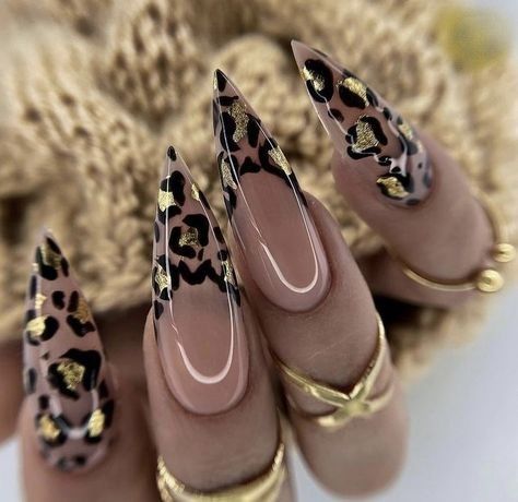 Leopard Nail Designs, Sassy Nails, Leopard Print Nails, Stiletto Nails Designs, Leopard Nails, Animal Print Nails, Glam Nails, Fancy Nails, Chic Nails