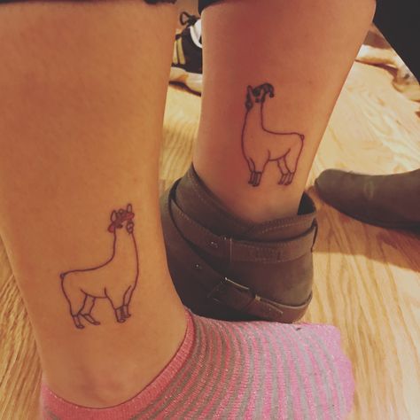 Llamas with hats tattoo Llama Tattoo, Most Beautiful Tattoos, Llamas With Hats, Matching Best Friend Tattoos, Bestie Tattoo, Bff Tattoos, Weird Tattoos, Matching Tattoo, Side Tattoos