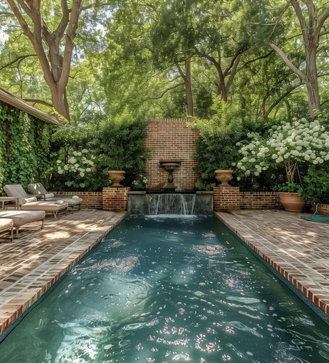 Old Money Pool, Spanish Style Pool, Backyard Decor Ideas, Pool Porch, Outdoor Cooking Spaces, Courtyard Pool, Perfect Backyard, Backyard Inspo, Landscaping Tips