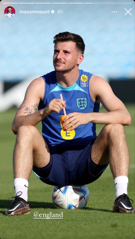 England Football Players, 2022 World Cup, Football Boyfriend, Mason Mount, Chelsea Football Club, Soccer Guys, England Football, Chelsea Football, Rugby Players