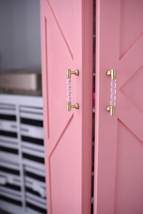 Bifold Door Makeover Diy, Closet Makeovers, Pink Doors, Bifold Doors Makeover, Folding Closet Doors, Door Diy Projects, Painted Closet, Expensive And Difficult, Door Makeover Diy