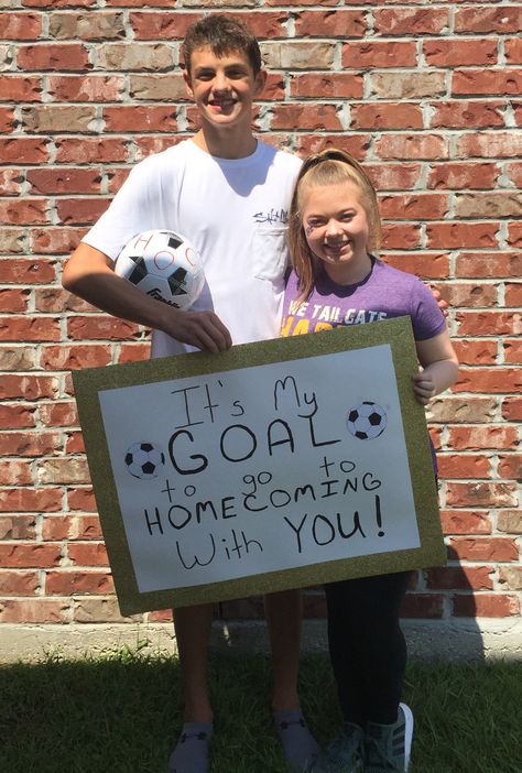 Soccer HOCO Proposal #freshmanyear Hoco Proposal Ideas, Asking To Homecoming, Cute Hoco Proposals, Prom Posters, Cute Homecoming Proposals, Cute Prom Proposals, Homecoming Posters, Dance Proposal, Roses Photography