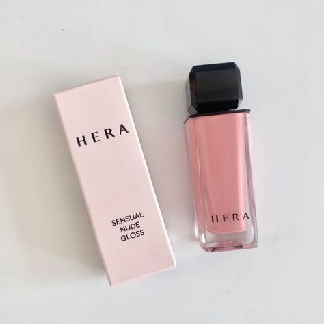 Hera Makeup Products, Hera Lip Gloss, Hera Makeup, Korean Eye Makeup, Makeup Package, Fancy Makeup, Korean Cosmetics, Funky Jewelry, Makeup Essentials