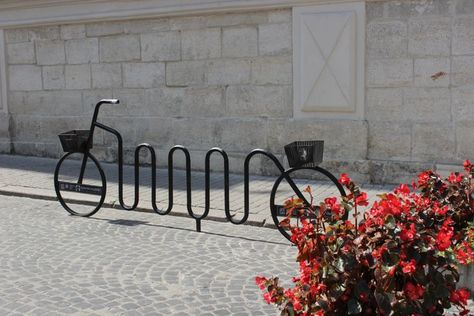 Bicycle Parking Design, Selfie Wall, Environmental Graphic Design, Bicycle Parking, Bike Racks, Deco Originale, Urban Furniture, Street Furniture, Rack Design