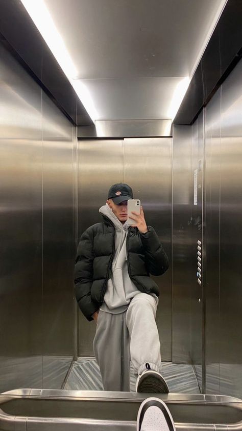 In this blog article, I'll show you my favorite mens winter jackets for 2023/2024. Don't sleep on this massive inspo. #pufferjacket #menswinter Elevator Pics Men, Elevator Photoshoot Men, Instagram Post Ideas Men, Men Poses Photography, Mens College Fashion, Elevator Pics, Mens Winter Jackets, Winter Jackets For Men, Best Winter Jackets