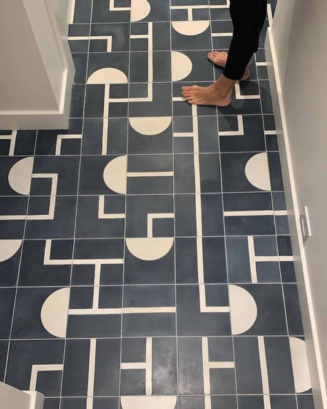 Colorful Bathrooms, Interior Wall Sconces, Domino Magazine, Cup Of Jo, Pretty Bathrooms, Funny Questions, Tile Inspiration, Floor Patterns, Cheap Decor