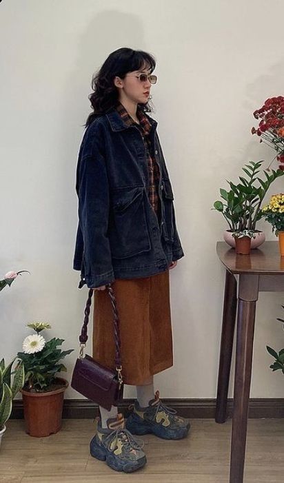 Hayride Outfit, Chic Fall Style, Thrifted Aesthetic, Outfit Wide Leg, Cozy Fall Vibes, Outfit School, Campus Outfit, Estilo Hippy, Outfit Vintage