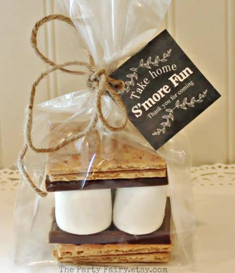 Teenage Party Games, Smores Wedding Favors, Smores Favors, Cowgirl Party Favors, Smores Party, Smores Kits, Chalkboard Tags, House Warming Party, Boy Baby Shower Ideas