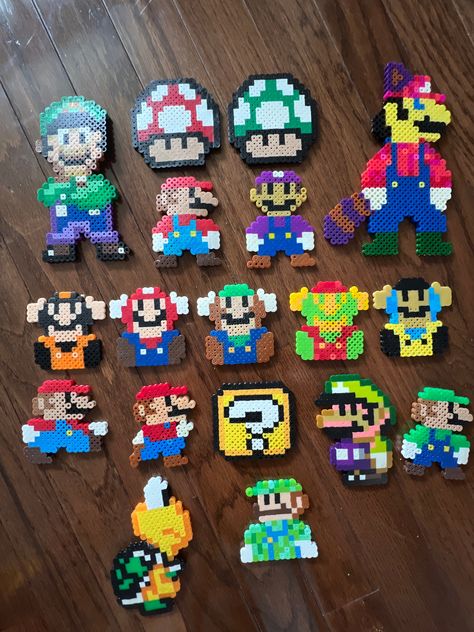 Best Perler Bead Patterns, Buffalo Bills Perler Beads, Mario Perler Bead Patterns, Mario Perler Beads, Alt Crafts, Nintendo Perler, Hama Beads Mario, Perler Bead Mario, Easy Perler Beads Ideas