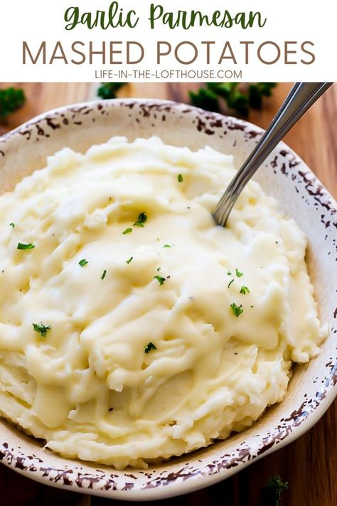 Garlic Parmesan Mashed Potatoes, Gravy For Mashed Potatoes, Leftover Ideas, Creamy Mashed Potatoes Recipe, Leftover Veggies, Parmesan Mashed Potatoes, Potato Gravy, Easy Mashed Potatoes, Hot Potato