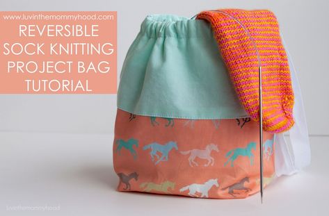 Project Bag Tutorial, Diy Knitting Projects, Knitting Bag Sewing, Knitting Bag Pattern, Sock Knitting, Sew Ins, Costura Diy, Knitting Project Bag, Sewing Purses