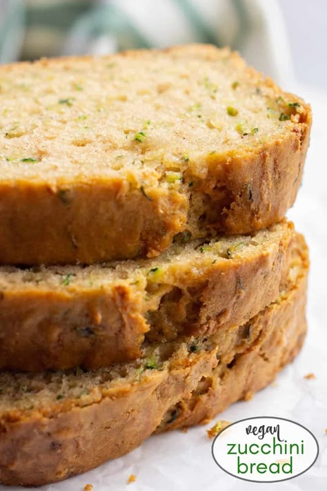 Vegan Zucchini Bread Recipes, Pumpkin Zucchini Bread, Zucchini Desserts, Vegan Zucchini Bread, Zucchini Cakes Recipe, Easy Zucchini Bread, Zucchini Bread Healthy, Zucchini Banana Bread, Zucchini Bread Recipe