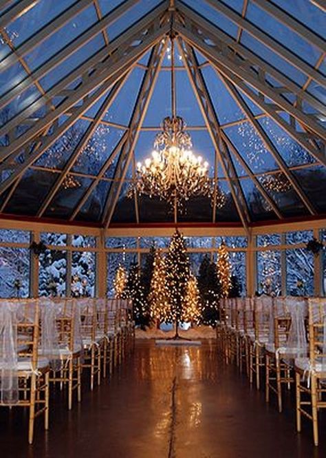 Holiday weddings are so gorgeous! Winter Wedding Glass House, Winter Venue Wedding, Wedding Venue Ideas Winter, December Wedding Venues, Cute Wedding Venues Inside, Winter Wedding Venue Snow, Outdoor Christmas Wedding Ceremony, Winter Wedding In Greenhouse, Outdoor Wedding Ceremony Winter