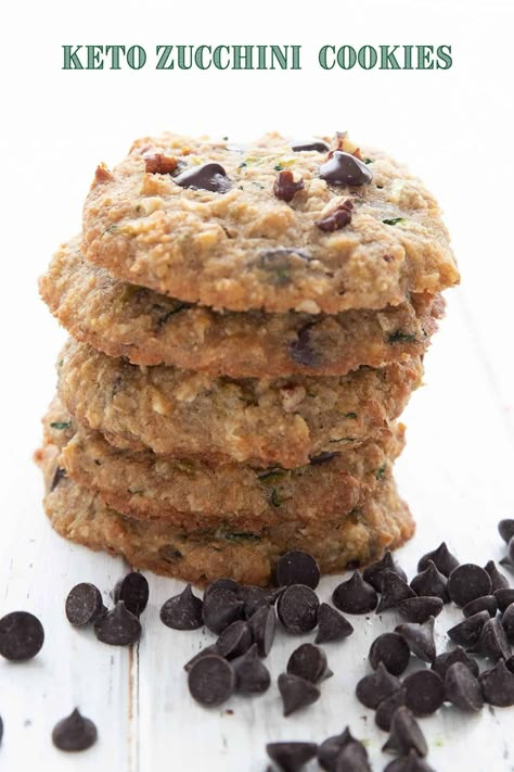 Keto Zucchini Chocolate Chip Cookies - All Day I Dream About Food Zucchini Cookie Recipes, Zucchini Chocolate Chip Cookies, Zucchini Bars, Zucchini Cookies, Keto Oatmeal, Zucchini Chocolate, Quick Cookies Recipes, Keto Zucchini, Keto Chocolate Chips