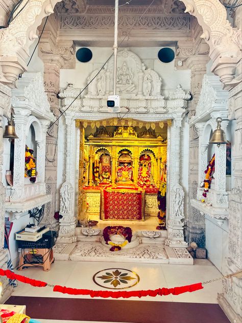 Mahakali Photo, Pavagadh Mahakali, Pavagadh Temple, Temple Snap, Rosé Snapchat, Mahakali Maa, Somnath Temple, Gujarat Temple, Ms Doni