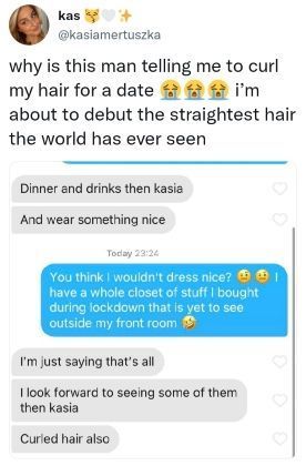 Dating apps can be a minefield, and this example of one man overstepping the mark is no exception. #tinder #wtf #dating #twitter Tinder Date, Tinder Humor, Funny Spongebob Memes, Awkward Photos, Always Be Grateful, Funny Text Conversations, Tinder Dating, Humor Quotes, Text Conversations