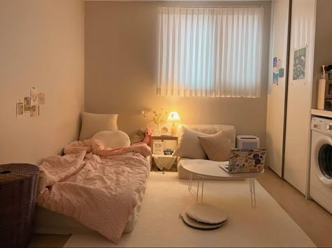 Aesthetic Korean Bedroom, Korean Bedroom, Small Room Interior, Small Room Makeover, Dekorasi Kamar Tidur, Aesthetic Korean, Bedroom Setup, Pinterest Room Decor, Small Room Design