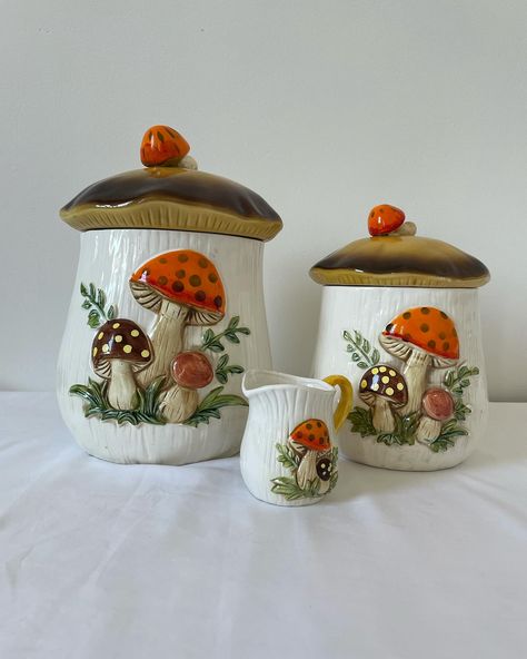 Gorgeous hand painted ceramic Sears & Roebuck Merry Mushroom cannister/cookie jar set. Made in: Japan Era: 1976 Condition: excellent Sizes: large (7.5x6.5 jar, 10.5in with lid) medium (6.5x5.5, 8.5in with lid) creamer (3.5x2.75) $200 with free shipping on Etsy #merrymushroom #searsandroebuck #cookiejars #vintage #kitchen Mushroom Cookie, Girls Apartment, Merry Mushroom, Mushroom Cookies, Ceramic Cookie Jar, Cookie Jars Vintage, Hand Painted Ceramic, Cookie Jars, Cookie Jar