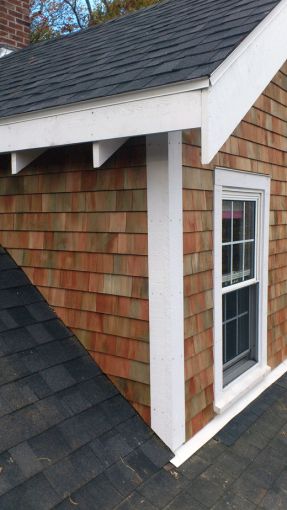 Cedar shingles | why we love them - MRB Contracting Cottage Addition, Cedar Shingle Siding, Cedar Shake Siding, Cedar Shingle, Farmhouse Home Design, Shingle House, Land Development, Cedar Shake, Shake Siding